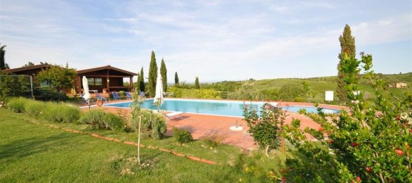 4 rooms Apartment in Montaione, Italy No. 142839 16