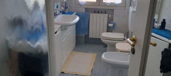 Квартира с 2 комнатами в Оспедалетти, Италия № 141906 9