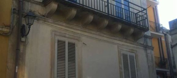 2 bedrooms House in Melilli, Italy No. 55998 2