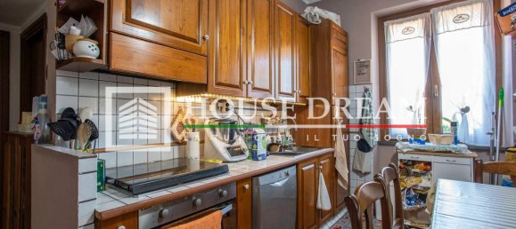 Apartamento de 2 dormitorios en Rome, Italy No. 279011 11