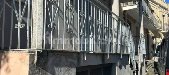 3 bedrooms House in Rometta, Italy No. 117919 2