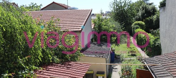 2 bedrooms House in Vanves, France No. 172971 3