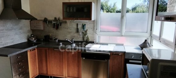 Casa de 3 dormitorios en Cotes-d'Armor, France No. 330218 3