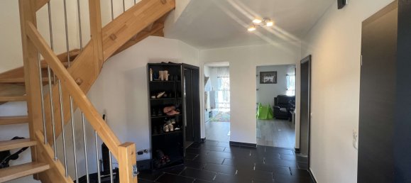 Дом с 4 спальнями в Зарлуи, Германия № 270317 3