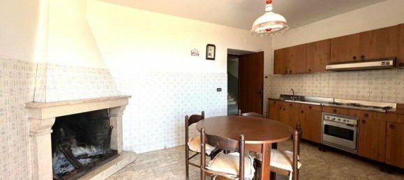 2 bedrooms House in Isola del Liri, Italy No. 54055 5