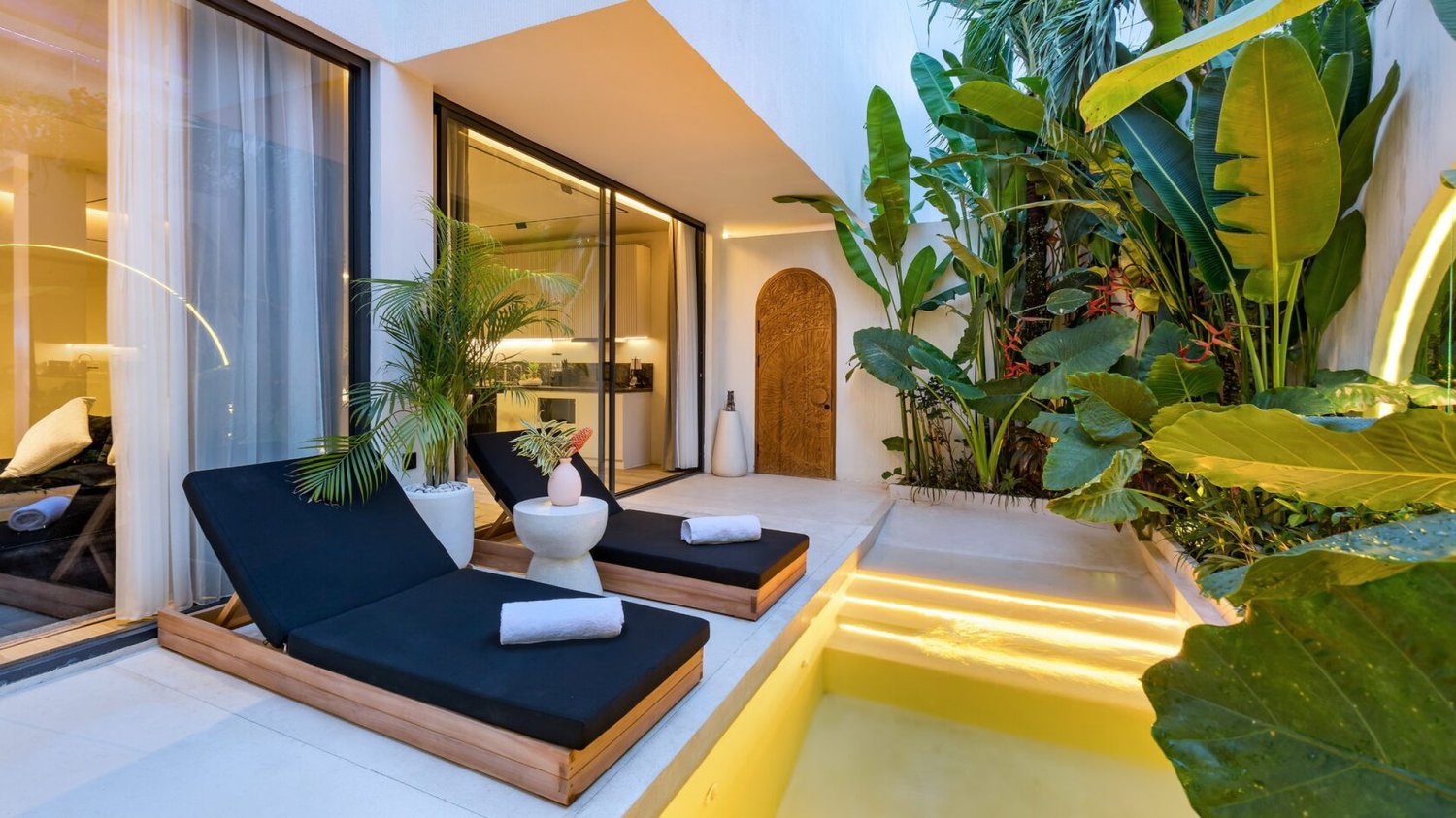 4 chambres villa à vendre à Tibubeneng, Badung, Bali, Indonesia № 4757