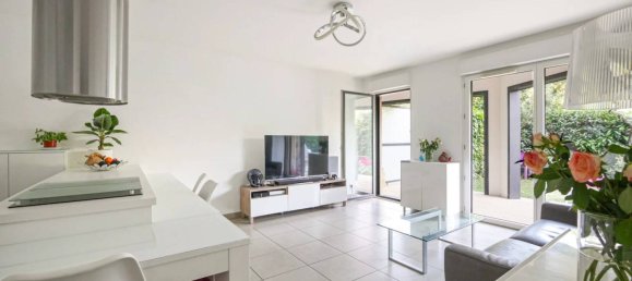 2 chambres Appartement à Issy-les-Moulineaux, France No. 184626 8