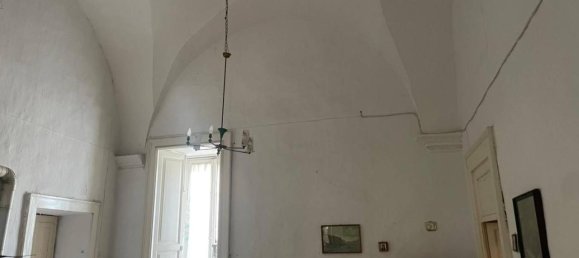 Дом с 3 комнатами в Taviano, Италия № 136750 8