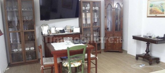 3 bedrooms Apartment in Castelraimondo, Italy No. 250825 7