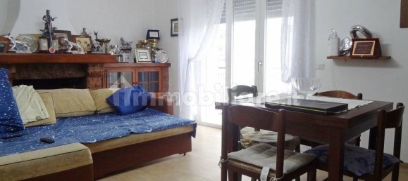 3 bedrooms Apartment in Castelraimondo, Italy No. 250825 6