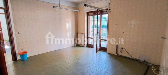 Apartamento de 4 dormitorios en Battipaglia, Italy No. 307533 11