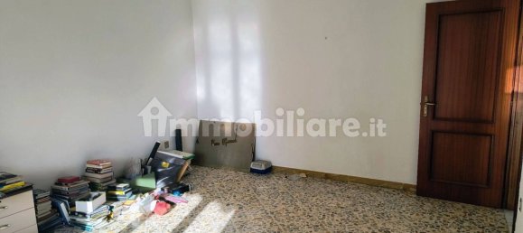 Apartamento de 4 dormitorios en Battipaglia, Italy No. 307533 6