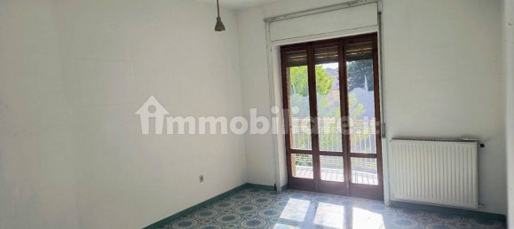 Apartamento de 4 dormitorios en Battipaglia, Italy No. 307533 2