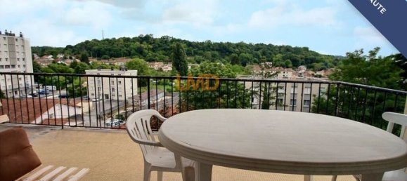 Квартира с 2 спальнями в Ангулем, Франция № 305608 2