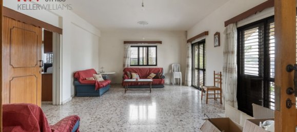 3 dormitorios bungalow en venta en Mosfiloti, Larnaka, Cyprus № 26215 12