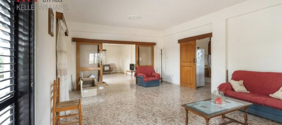 3 dormitorios bungalow en venta en Mosfiloti, Larnaka, Cyprus № 26215 10