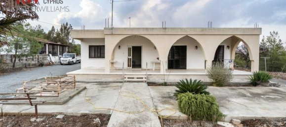 3 dormitorios bungalow en venta en Mosfiloti, Larnaka, Cyprus № 26215 5