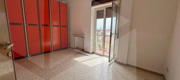 Apartamento de 4 divisões em Avezzano, Italy N.º 32783 24