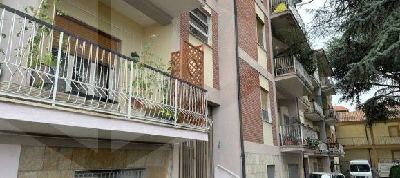 Apartamento de 4 divisões em Avezzano, Italy N.º 32783 37