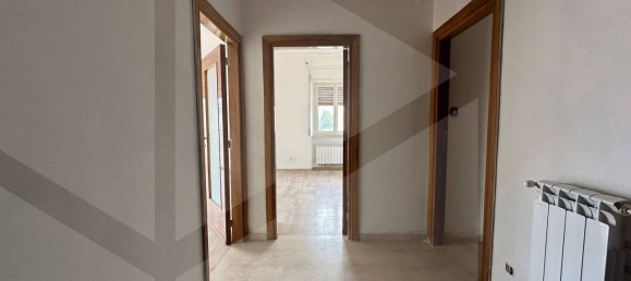 Apartamento de 4 divisões em Avezzano, Italy N.º 32783 7