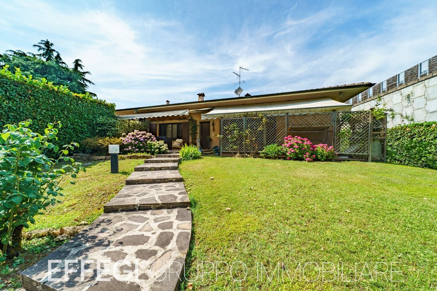 Villa T4 em Melzo, Italy N.º 389822