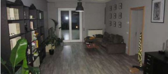 5 rooms Apartment in Sant'Elpidio a Mare, Italy No. 97298 3