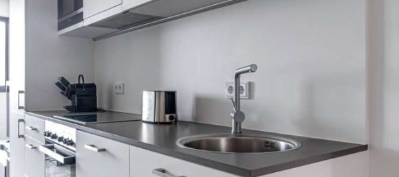 Пентхаус с 1 спальней в Фридрихсхайн, Германия № 18640 3