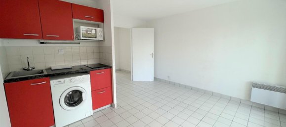 Квартира с 1 спальней в Порник, Франция № 357893 4