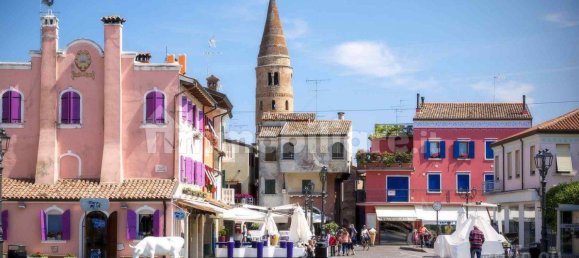 Edifício em Caorle, Italy 800 m² N.º 324263 2