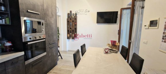 4-Zimmer Wohnung in Borgo San Lorenzo, Italy, Nr. 81286 10