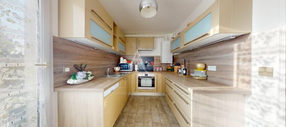 3 chambres Appartement à Pontault-Combault, France No. 175946 4