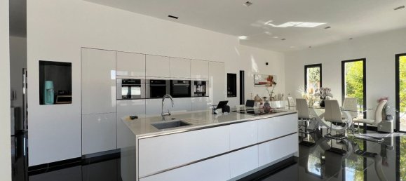 3 bedrooms Villa in Argeliers, France No. 202907 6