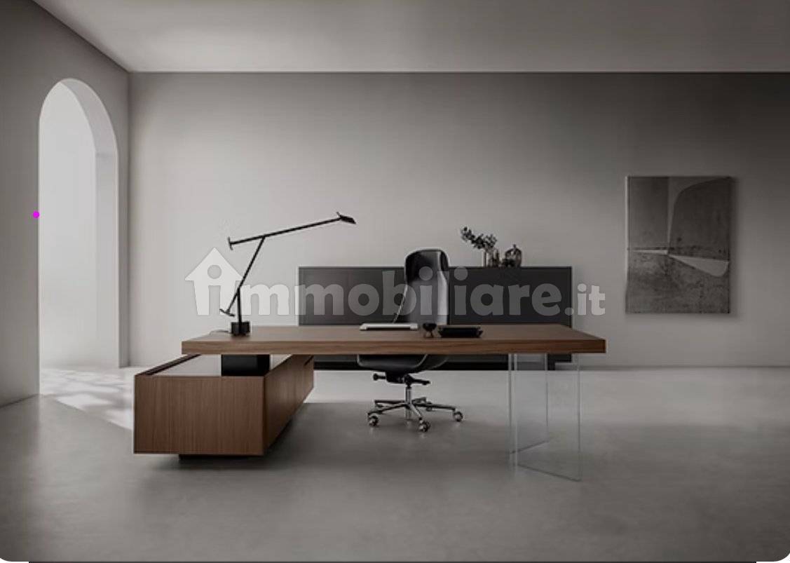 Офис с 3 комнатами в Латина, Италия № 121401