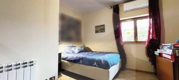 2 bedrooms Apartment in Rome, Italy No. 28784 7