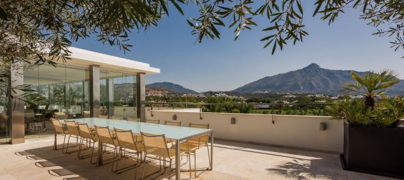 7 bedrooms House in Marbella, Spain No. 120420 38