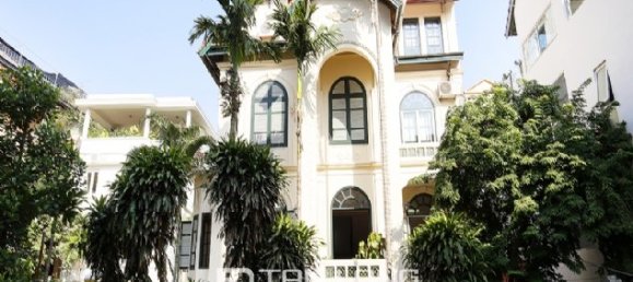 5 bedrooms Villa in Tay Ho, Vietnam No. 1182 26