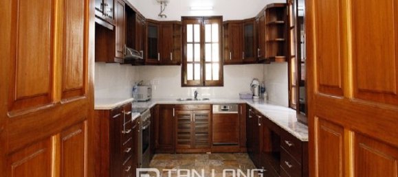 5 bedrooms Villa in Tay Ho, Vietnam No. 1182 11