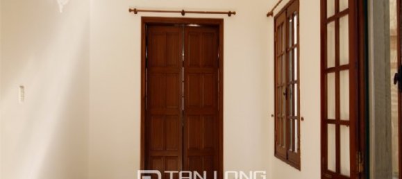 5 bedrooms Villa in Tay Ho, Vietnam No. 1182 12