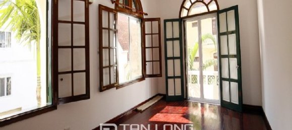 5 bedrooms Villa in Tay Ho, Vietnam No. 1182 16