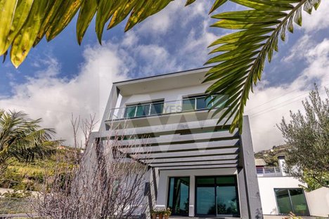 Casa de 3 dormitorios en Ribeira Brava, Portugal No. 72264