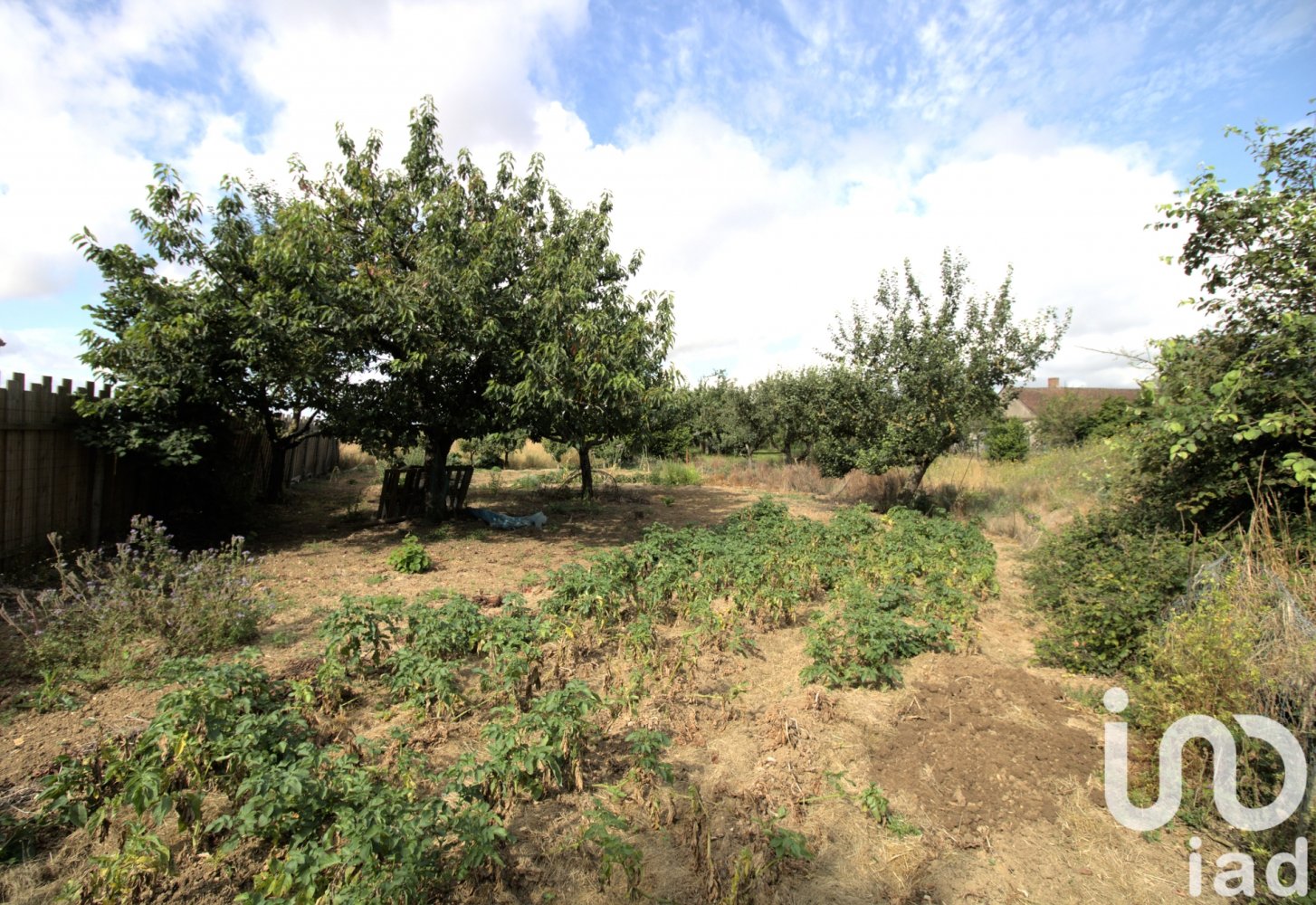 776m² Land in Selommes, France No. 261755