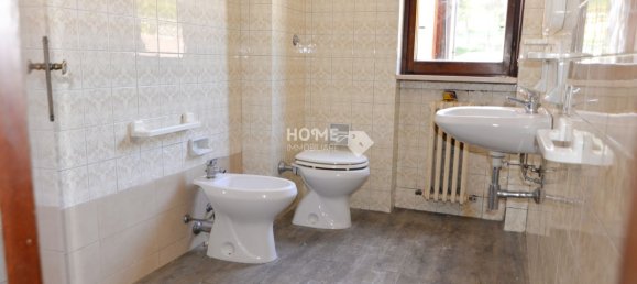 5 bedrooms Apartment in Macerata, Italy No. 322798 23