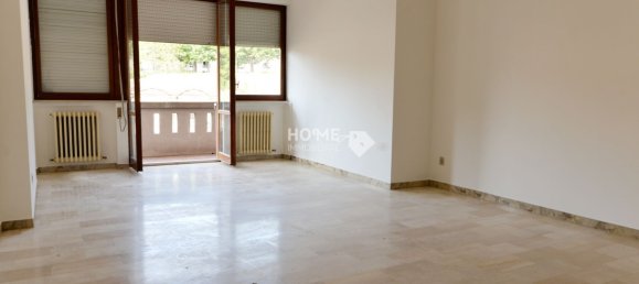 5 bedrooms Apartment in Macerata, Italy No. 322798 11