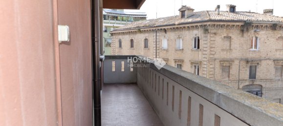 5 bedrooms Apartment in Macerata, Italy No. 322798 17