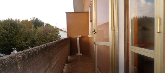 Casa de 4 divisões em Ostellato, Italy N.º 172816 23