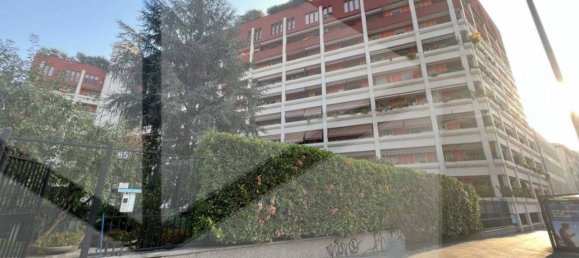 1 room Garage in Milan, Italy No. 241138 9