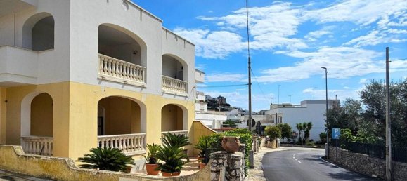 5غرفة شقة في Castro, Italy رقم 33853 69