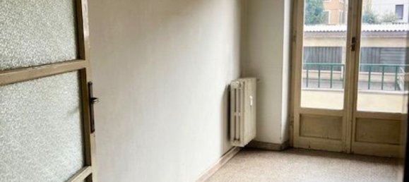 3 rooms Apartment in Pavia, Italy No. 6489 27