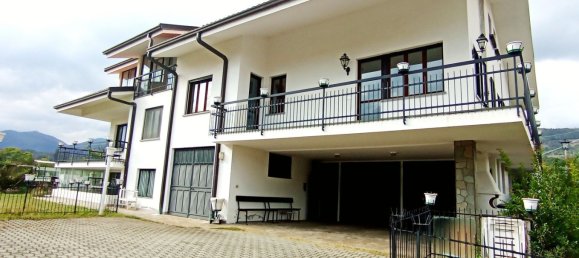 10 Schlafzimmer Villa in Balangero, Italy, Nr. 315392 7