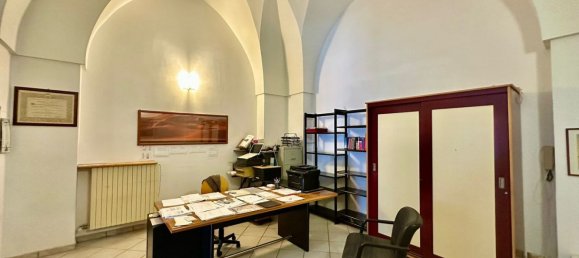 3-salle Appartement à Arnesano, Italy No. 284073 10